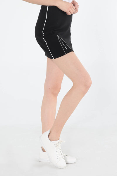 A-Line Woven Skirt With Zipper Detail