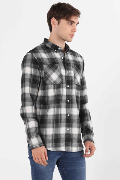 Long Sleeved Flannel Shirt With Pocket Detail