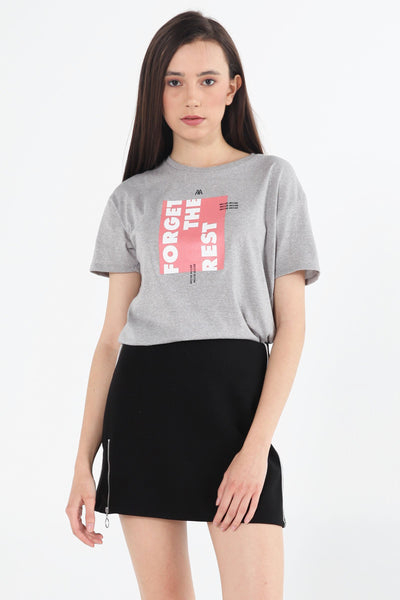 Boyfriend Fit Tee With Graphic Print