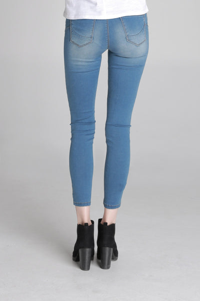 Power Stretch® Body Shaper Mid Waist Jeans In Medium Wash