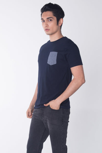 Semi Fit Tee With Pocket Detail