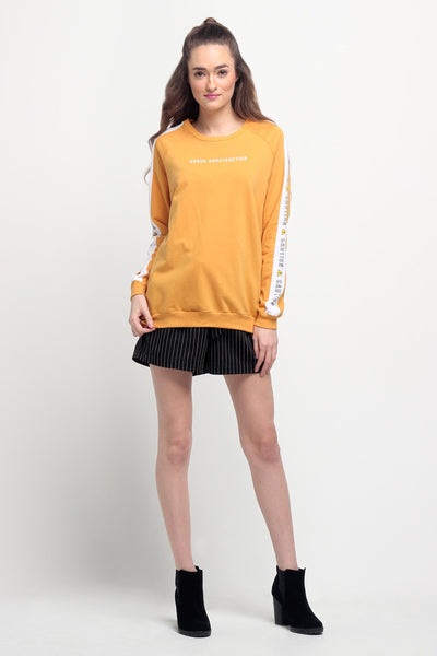 Boyfriend Fit Pullover With Graphic Print