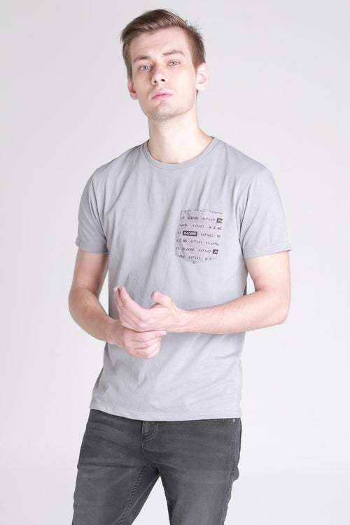 Semi Fit Tee With Pocket Detail